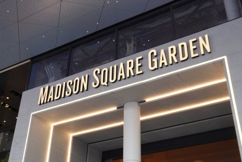 Polymarket Strikes First Major-League Deal With New York Rangers