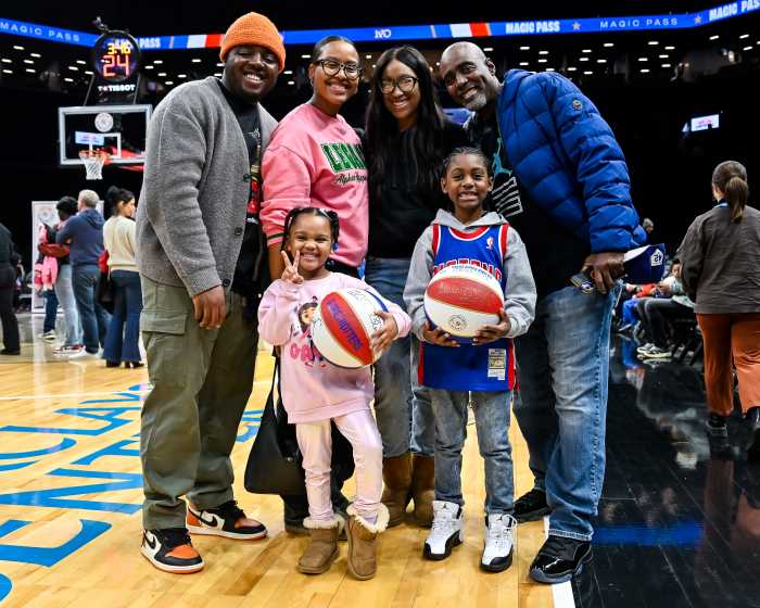 globetrotters fans 