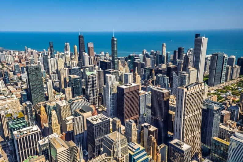 Illinois Orders 60+ iCasino, Sweepstakes Companies to Cease Statewide Operations
