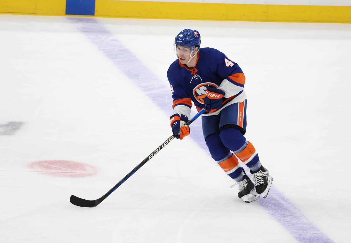 Jean-Gabriel Pageau relishing ‘something special’ brewing with Islanders amid latest bout of trade rumors