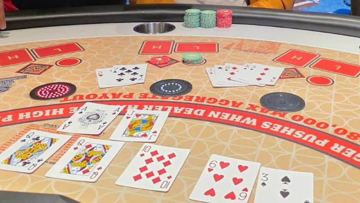 New Hamphire's largest progressive jackpot – $233,490.95 –was awarded to Lowell, Massachusetts resident and Pai Gow player Anthony Hom, who triggered the jackpot by drawing a natural seven card straight flush. 