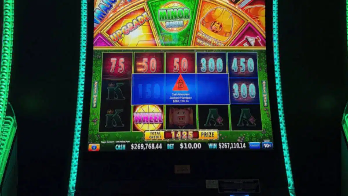 image of the huff and puff slot machine that paid out a large progressive jackpot at the mohegan sun casino.