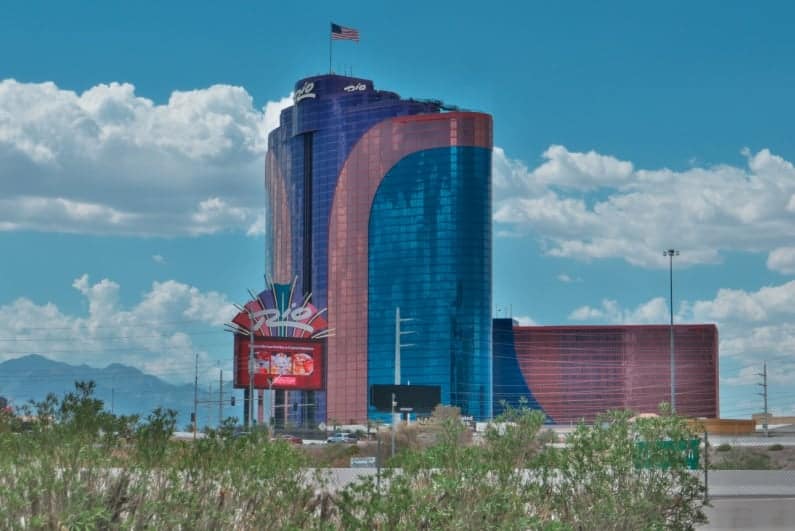 Mother Kills Daughter at Rio Las Vegas Before Shooting Herself